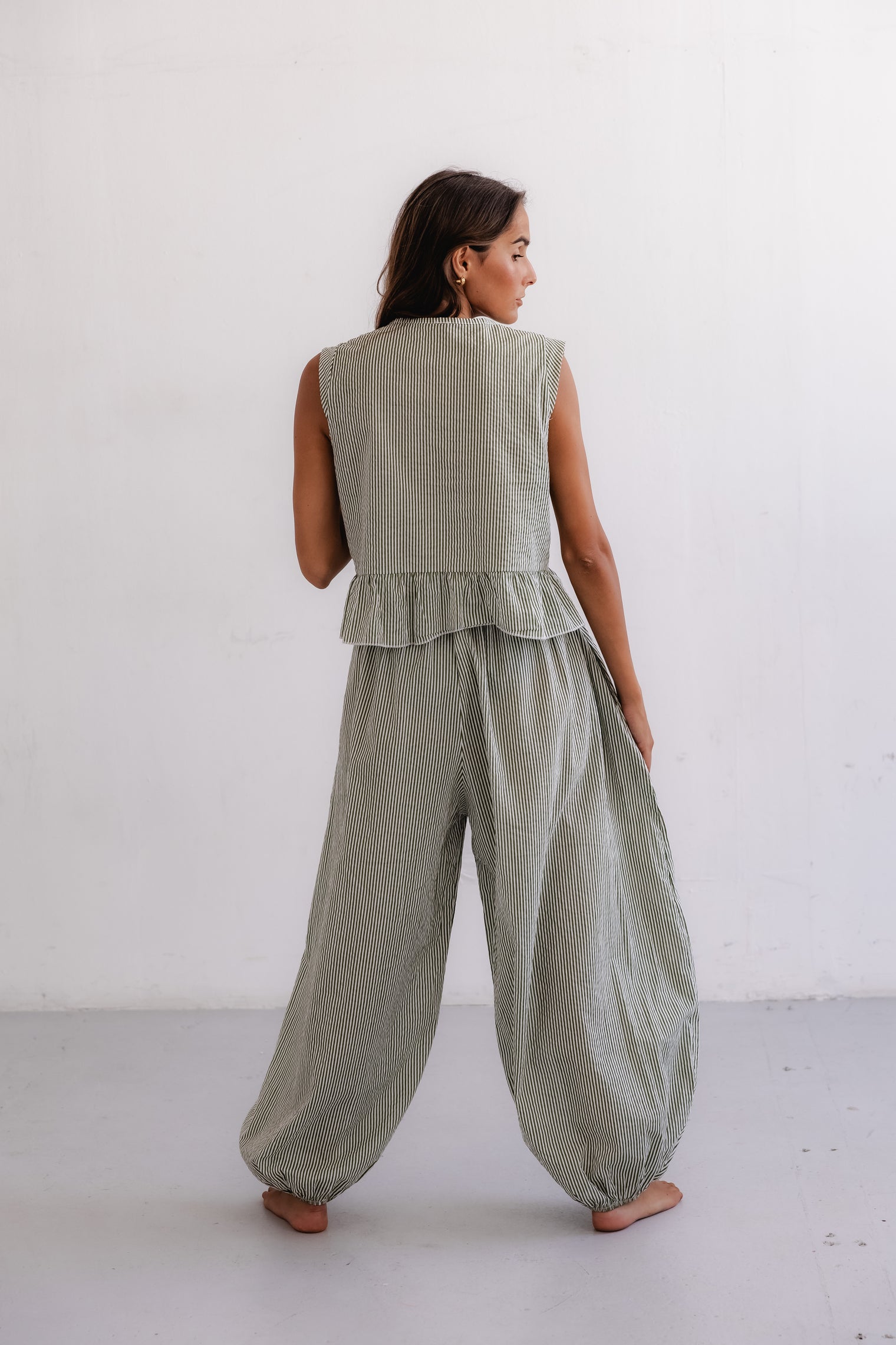 CONJUNTO ADRAGA