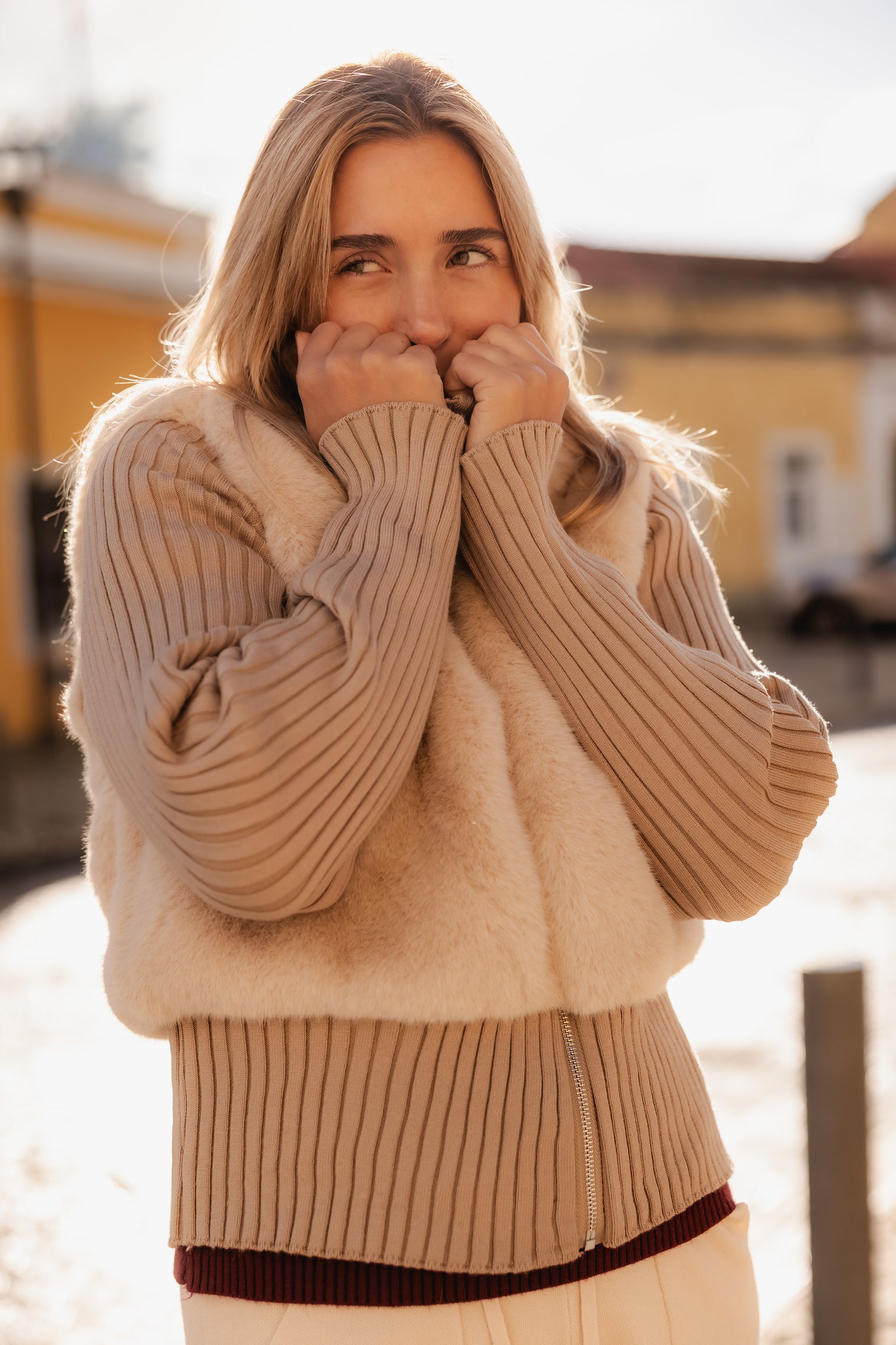 CAETANA BEIGE JACKET