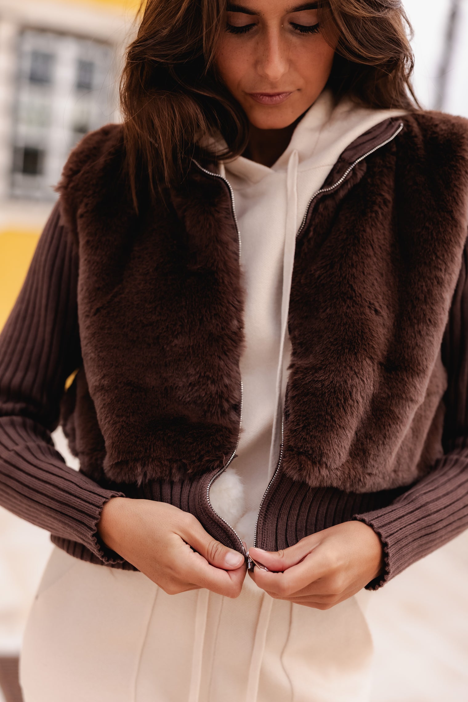 CAETANA BROWN JACKET