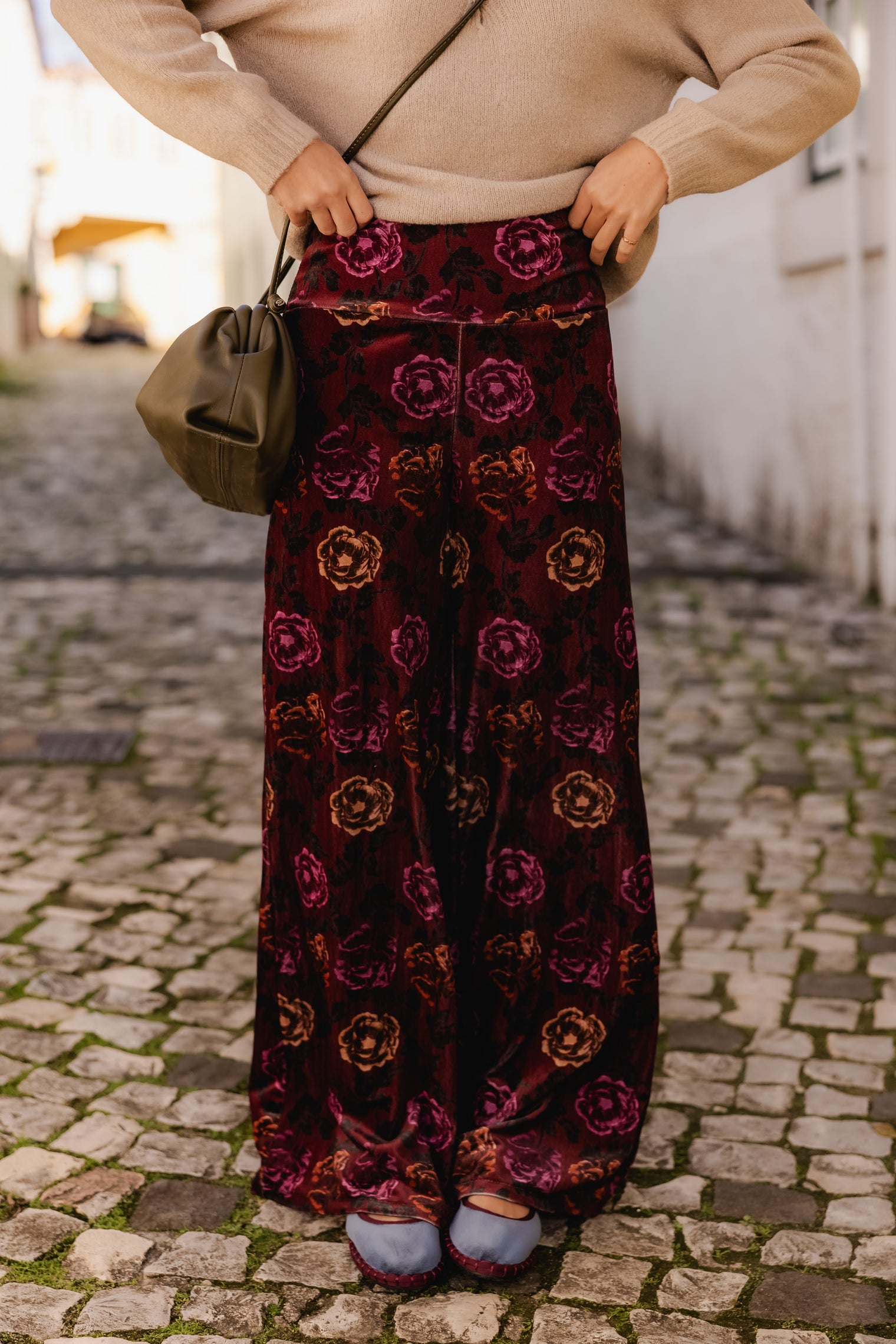 FLOWER VELVET PANTS