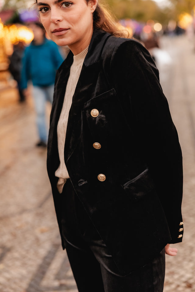 BLACK VELVET BLAZER