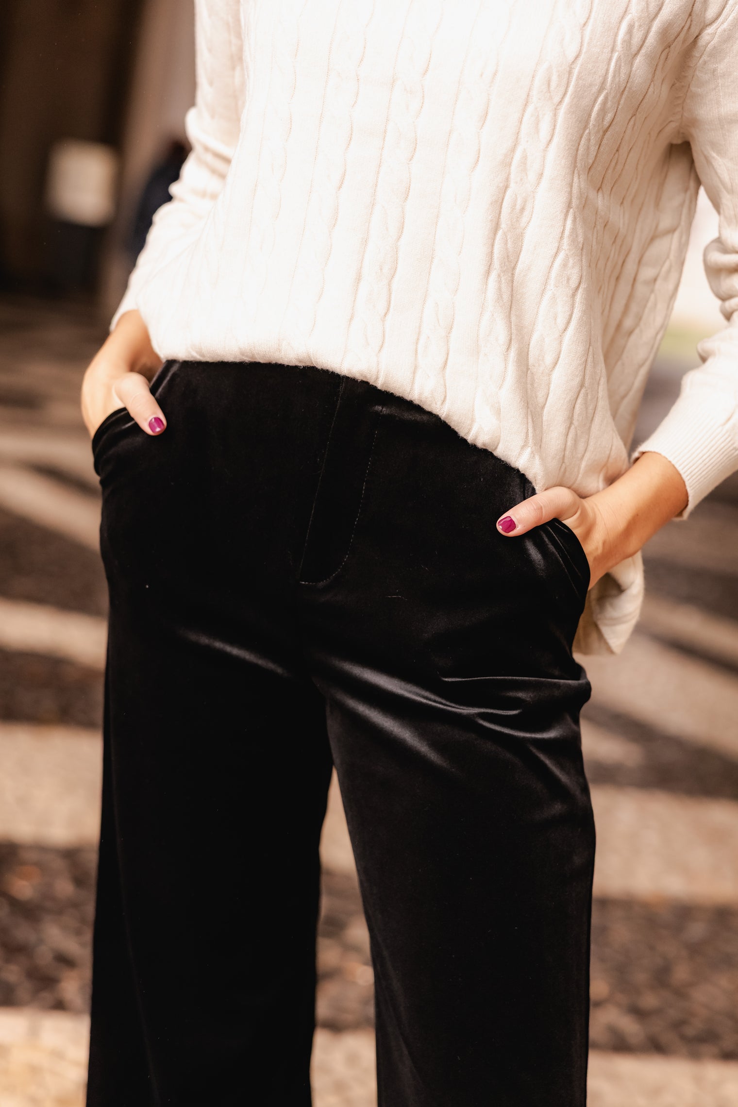 BLACK VELVET PANTS