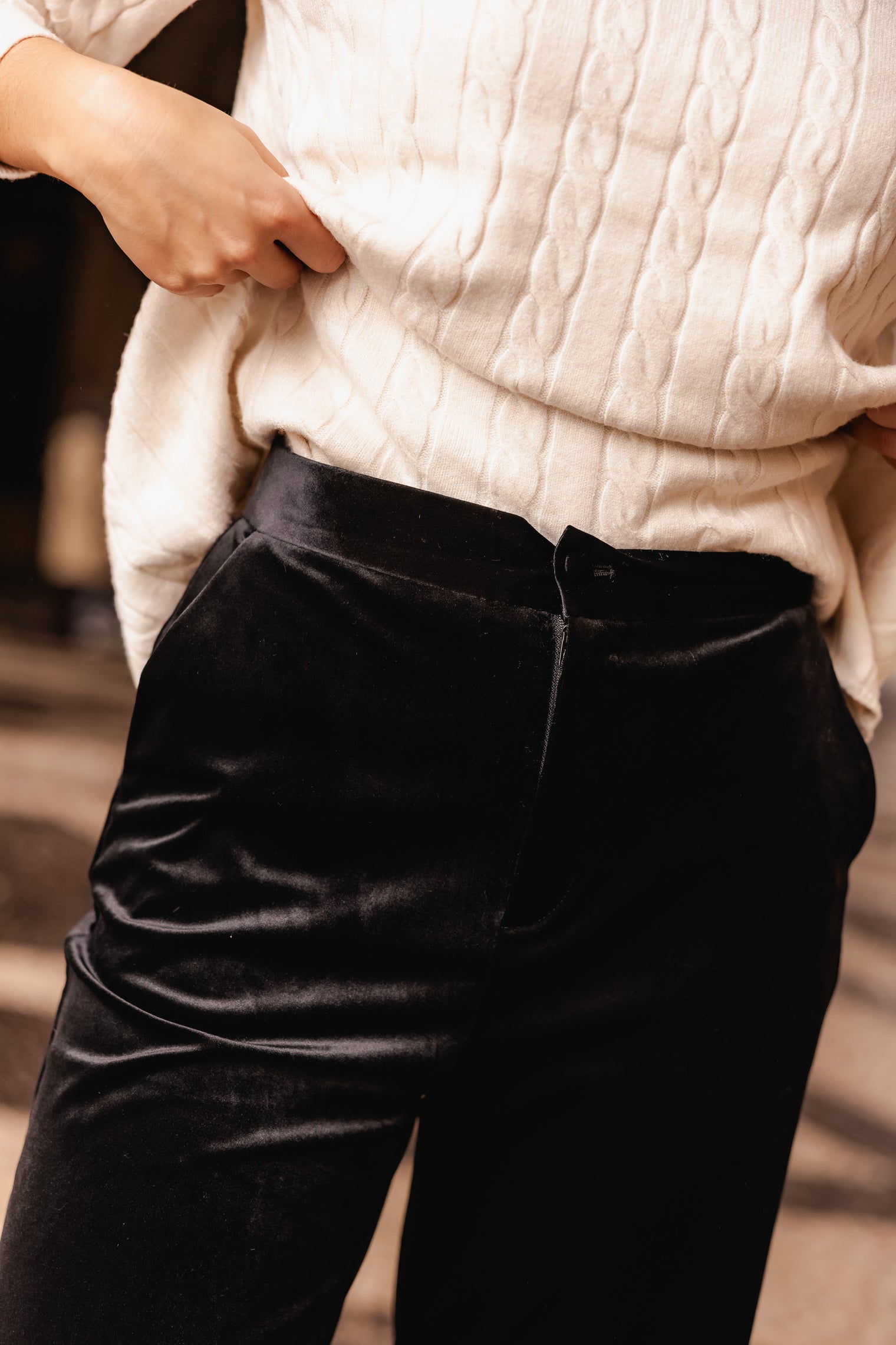 BLACK VELVET PANTS