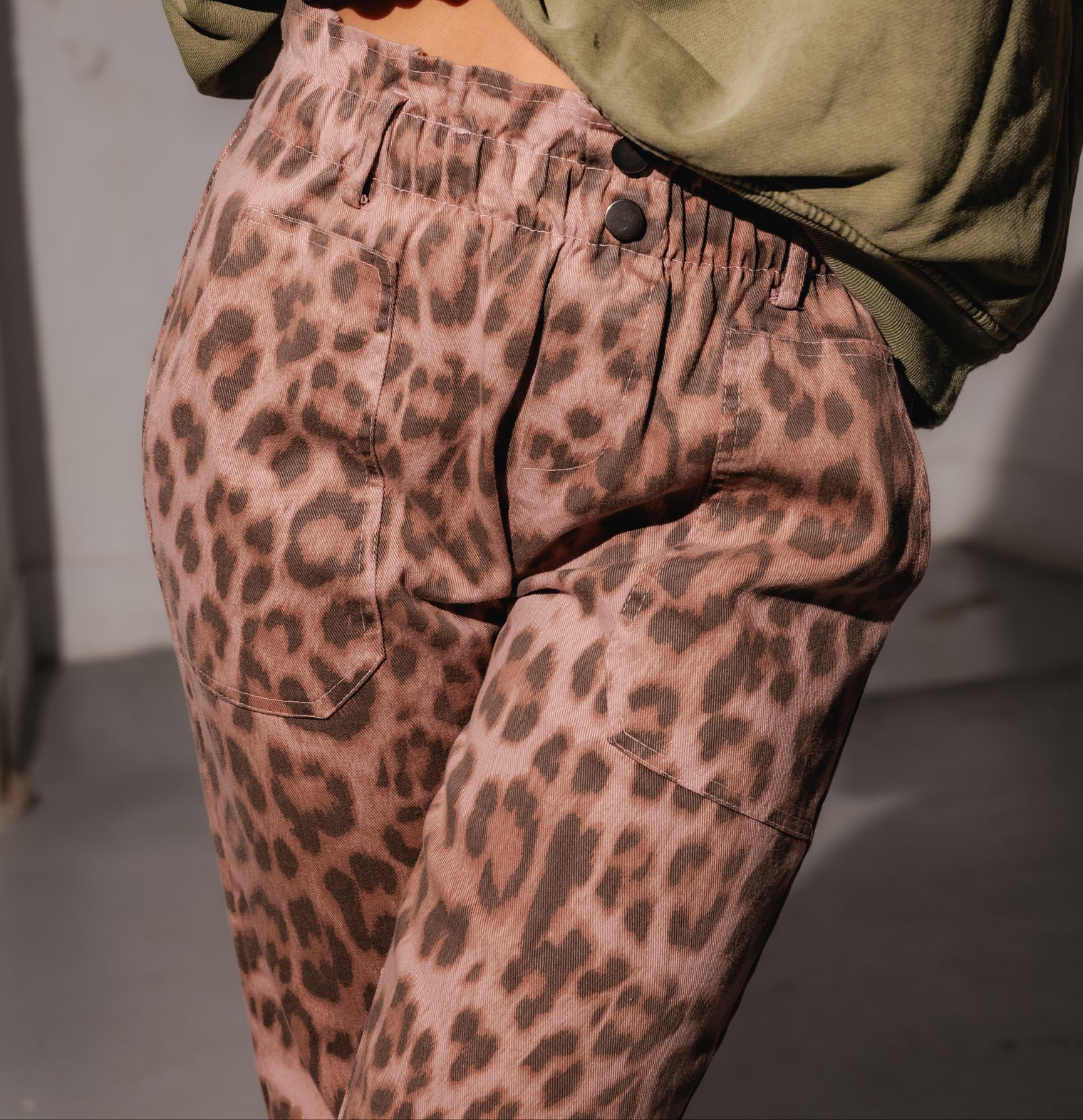 NINA MOM FIT PANTS PINK