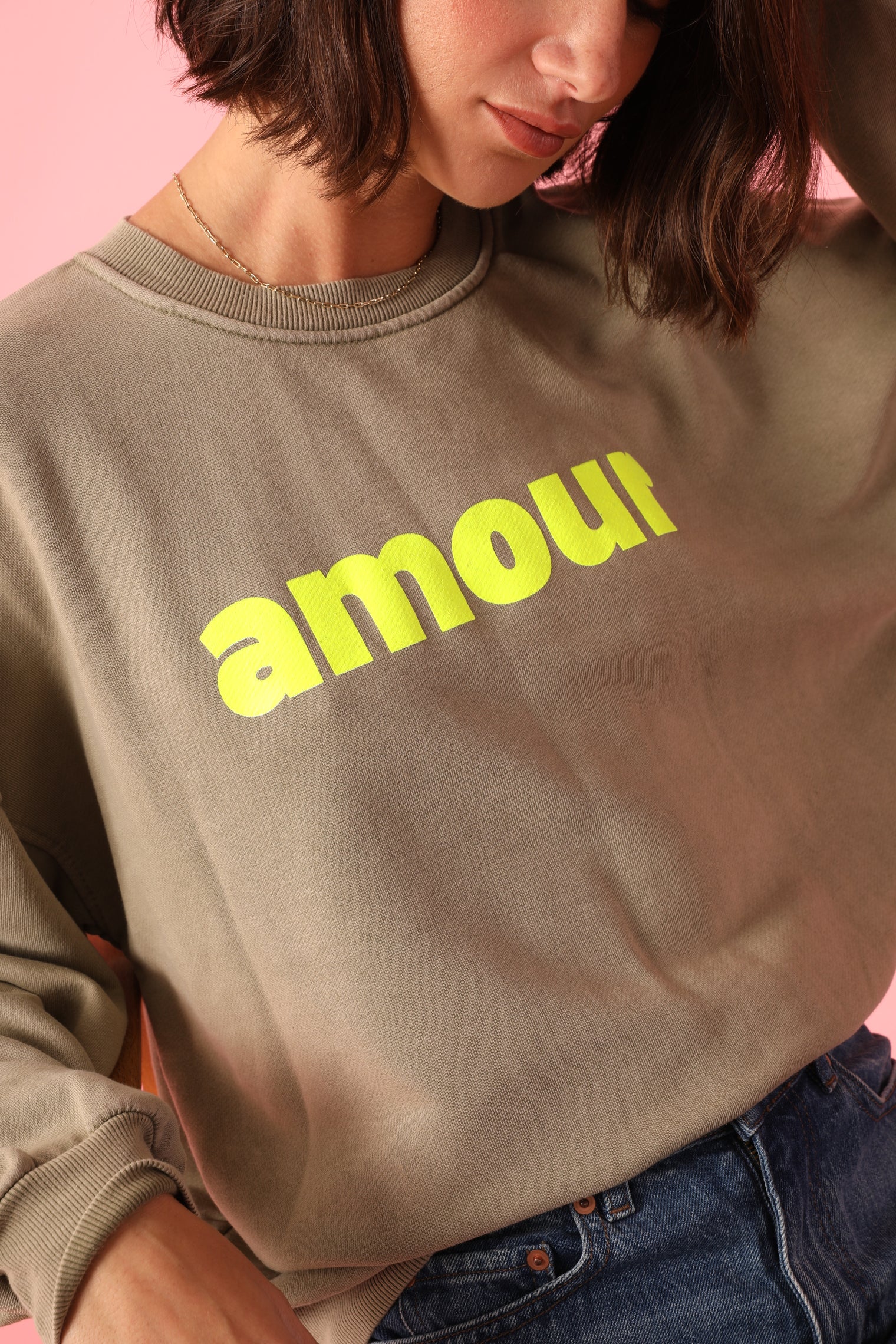 SWEAT AMOUR