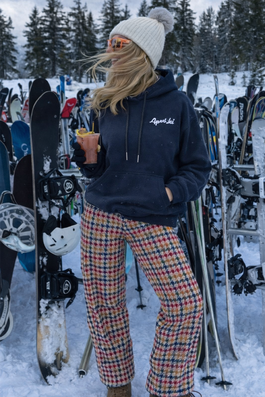 APRÈS SKI HEART SWEATER
