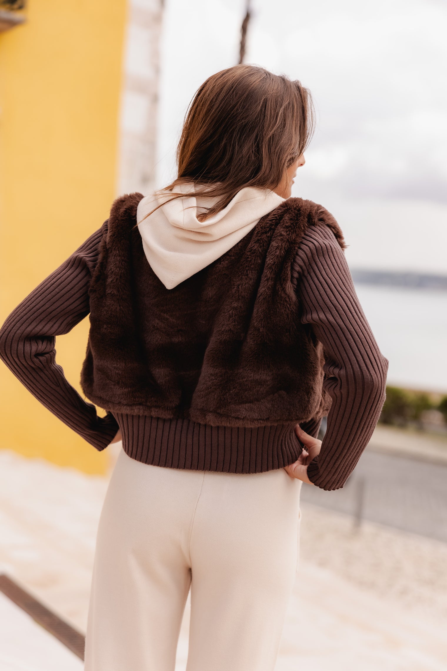 CAETANA BROWN JACKET