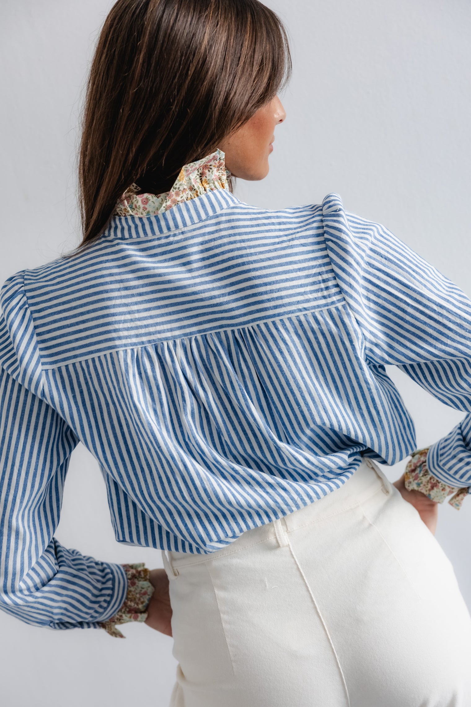 HIGH COLLAR COTTON SHIRT