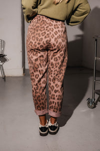 NINA MOM FIT PANTS PINK