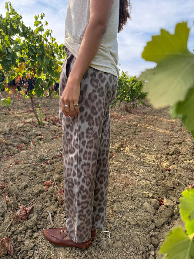 NINA MOM FIT PANTS